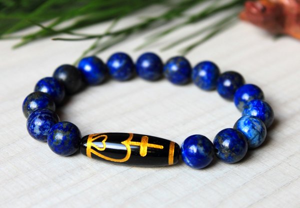 Découvrez des pièces originales à acheter dans votre boutique tibétaine en ligne